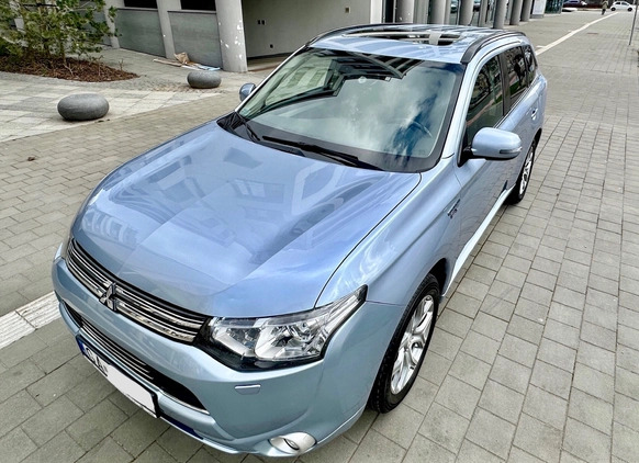 Mitsubishi Outlander cena 60000 przebieg: 209000, rok produkcji 2014 z Gdynia małe 37